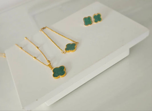 Green Aventurine Clover Necklace