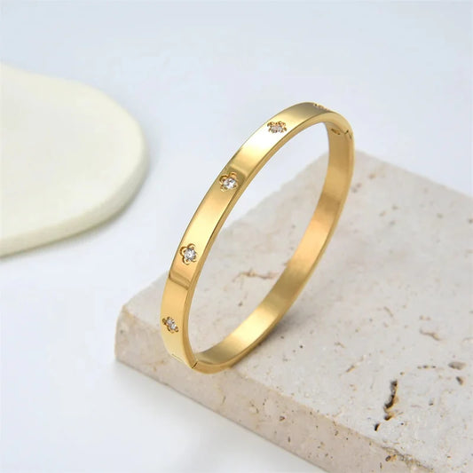 Clover Bangle
