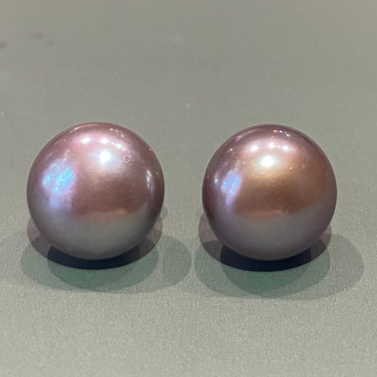Grey Pearl Studs 10mm