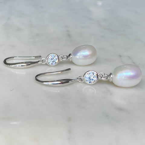 Pearl Drop Earring With Cubic Zirconia