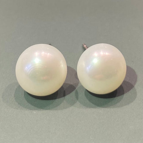 White Pearl Studs 8mm