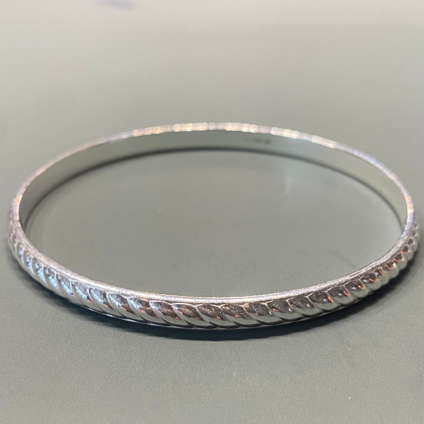 Silver Bangle - Twists