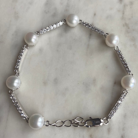 Freshwater Pearl and Crystal Bracelet