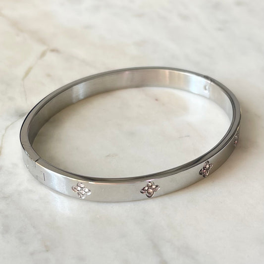 Clover Bangle