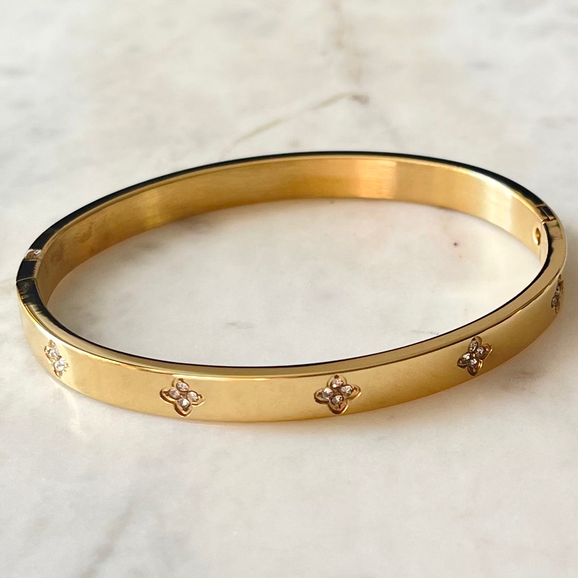 Clover Bangle