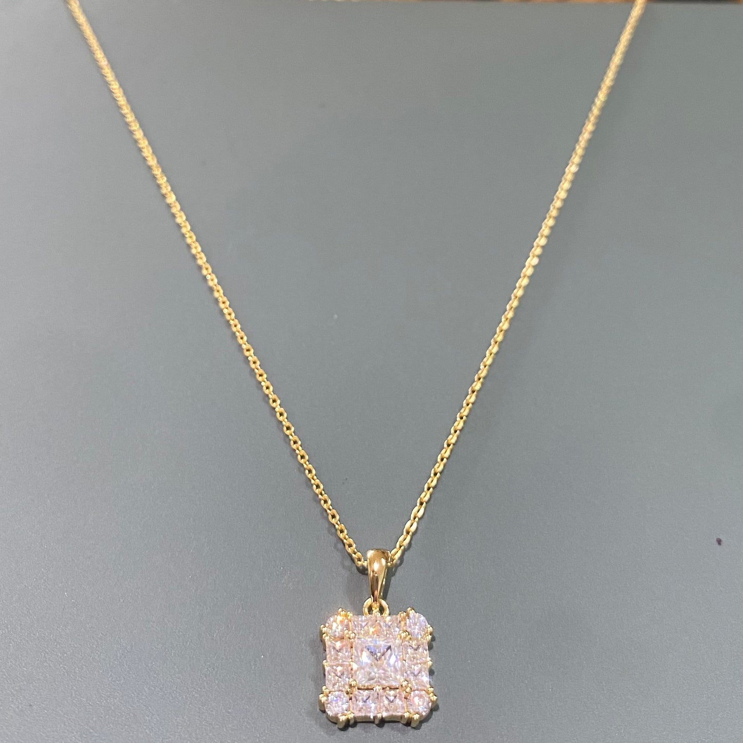 Ice Deco Necklace